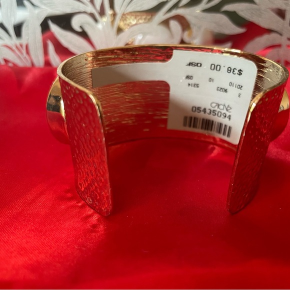 Cache cuff. - Picture 4 of 6